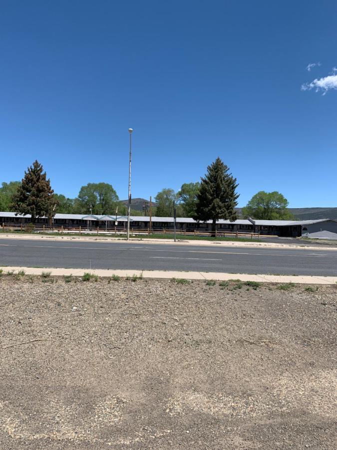Rodeway Inn & Suites Raton Esterno foto