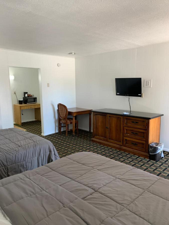 Rodeway Inn & Suites Raton Esterno foto