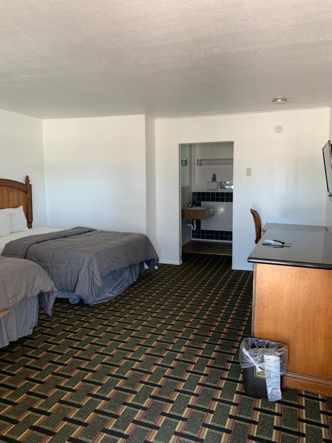 Rodeway Inn & Suites Raton Esterno foto