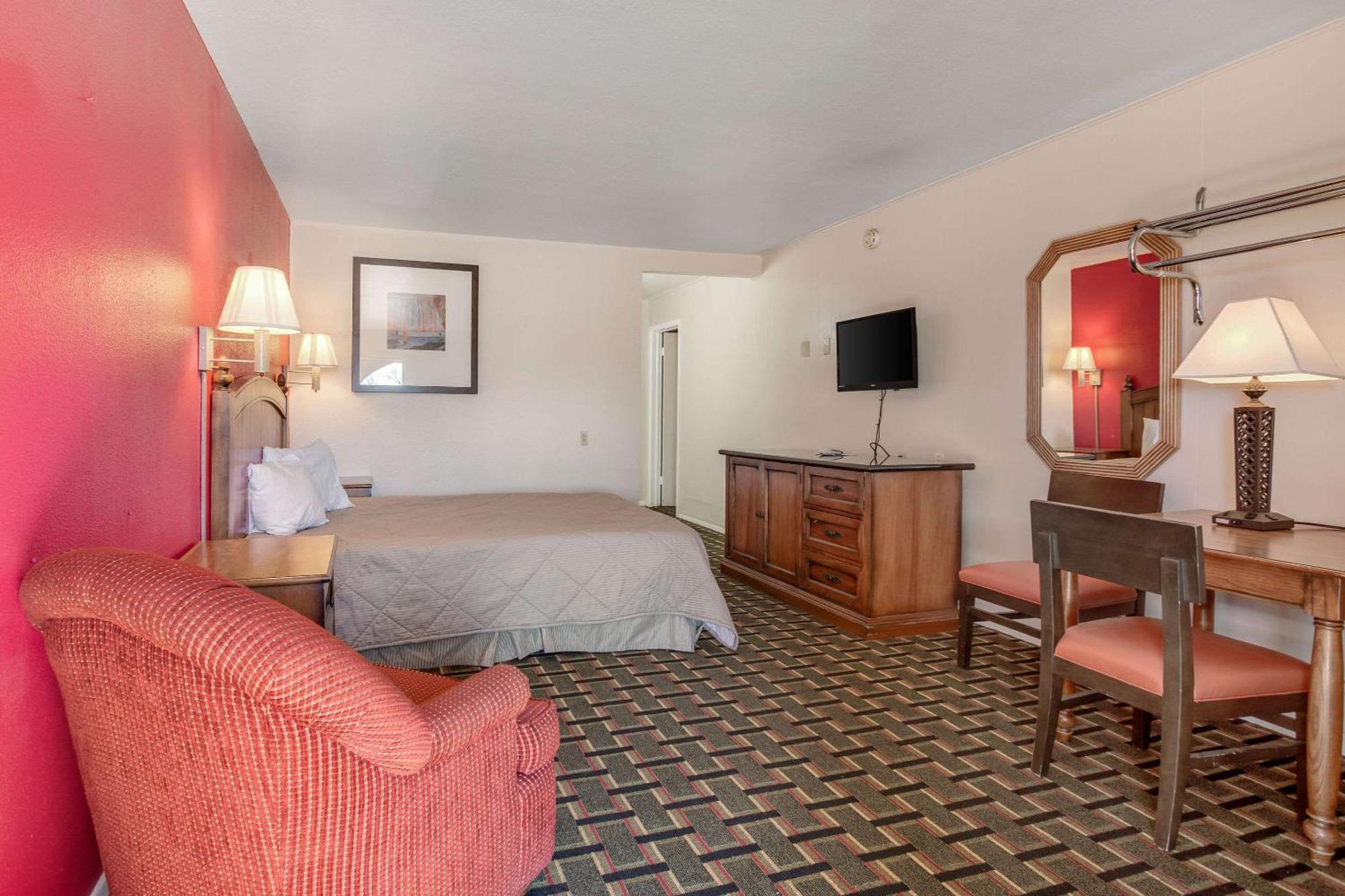 Rodeway Inn & Suites Raton Esterno foto