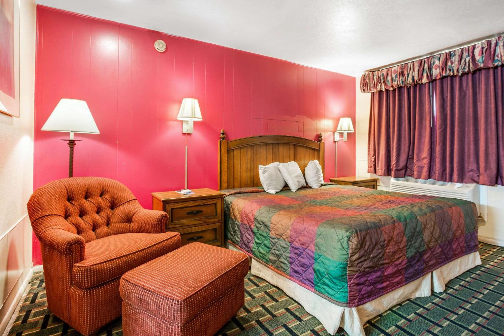 Rodeway Inn & Suites Raton Esterno foto