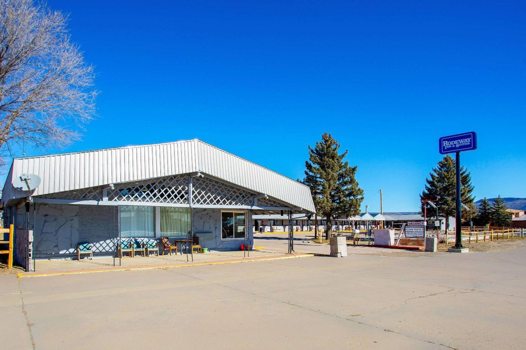 Rodeway Inn & Suites Raton Esterno foto